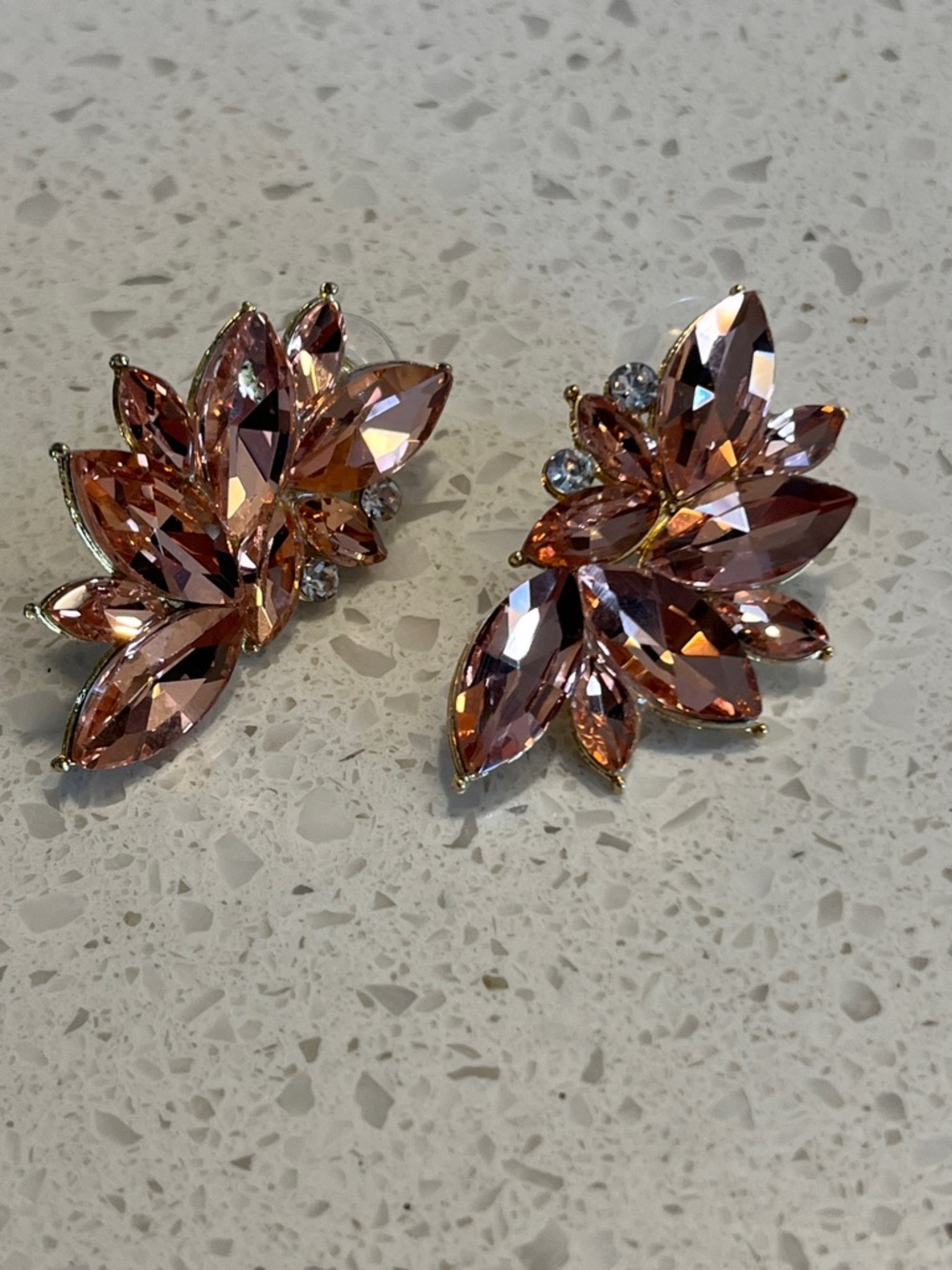 Apricot color Retro Cluster Crystal Dangle Earrings Rhinestone Stud Earrings - Picture 4 of 10